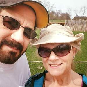 Meet your Posher, Eva